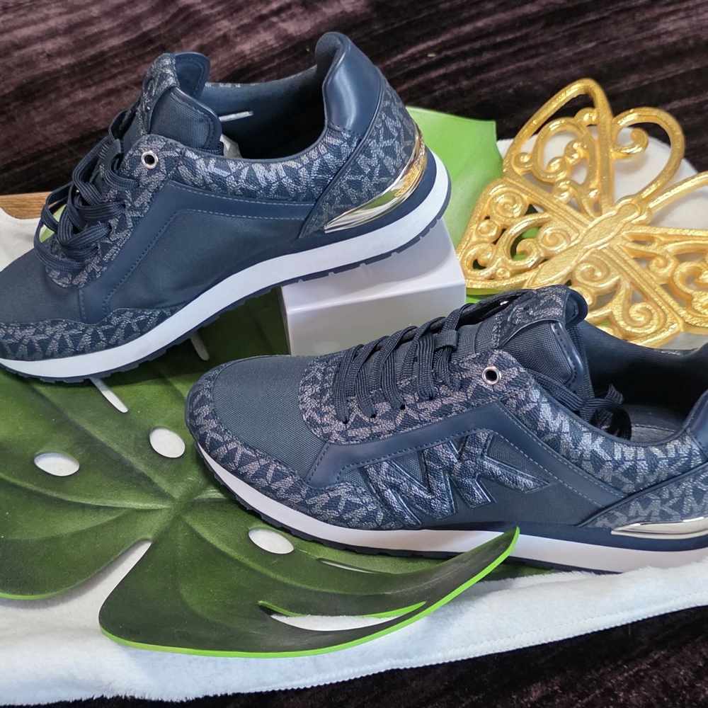 MICHAEL Michael Kors Navy Sneakers